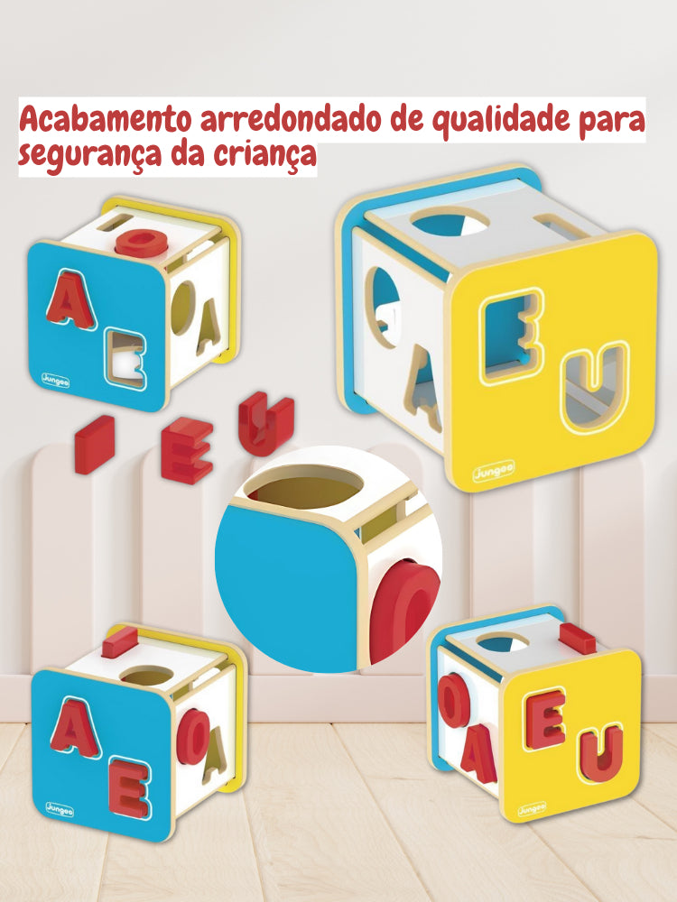 Cubo Didático de Encaixe de Letras Educacional em Madeira MDF